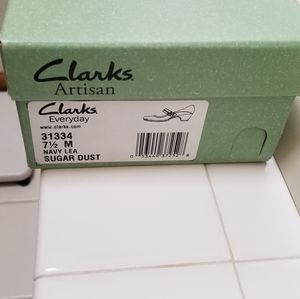 clarks sugar dust